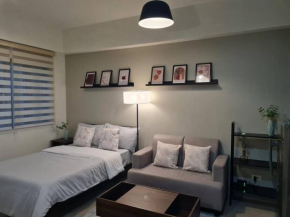 Cute Studio Unit w/ Big Windows - B Morgan T1